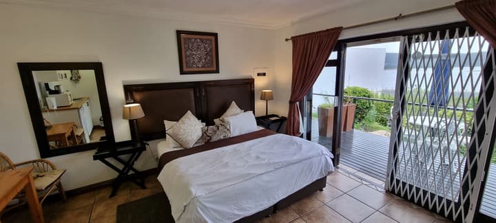 Lagoon Lodge