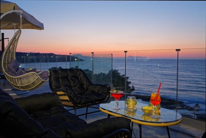 Archipelagos Hotel