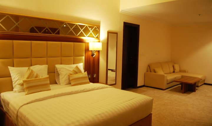 Golden Ocean Hotel