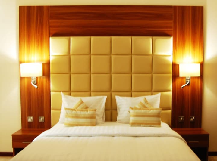 Golden Ocean Hotel