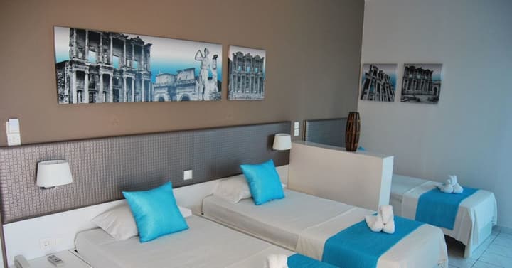 Blue Nest