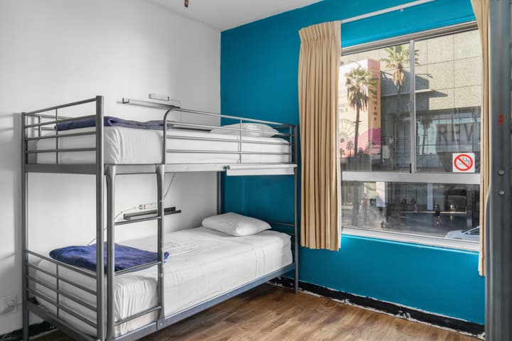 Samesun Hollywood - Hostel