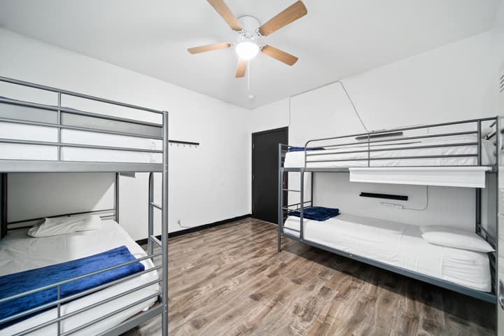 Samesun Hollywood - Hostel