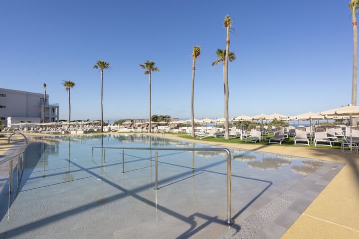 Hipotels Barrosa Park