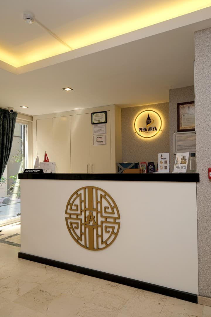 Pera Arya Hotel