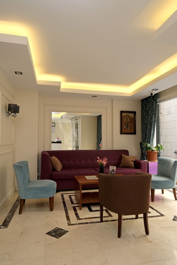 Pera Arya Hotel