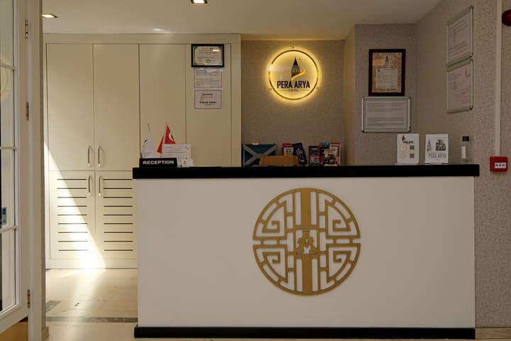 Pera Arya Hotel