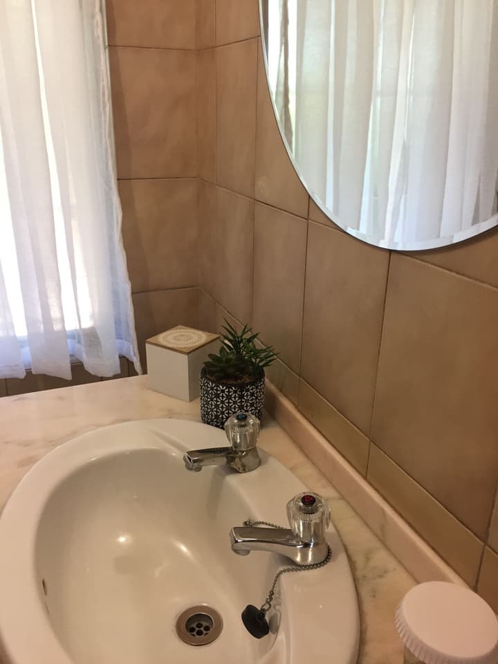 Buya Futhi Bed & Breakfast