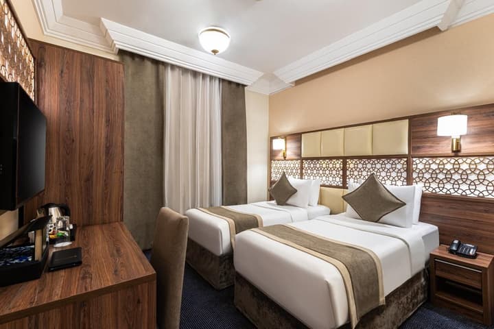 Golden Tulip Al Zahabi