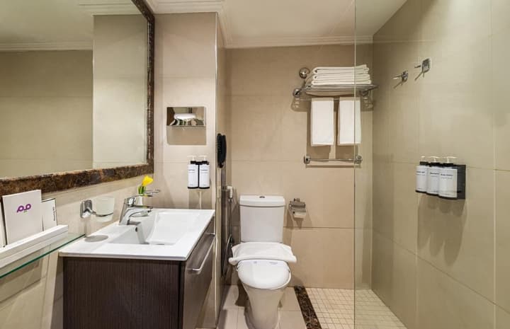 Golden Tulip Al Zahabi