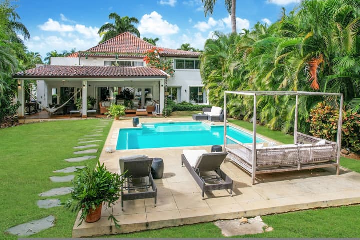 Cozy Private Family Villa at Casa de Campo Pool BBQ Golf Cart