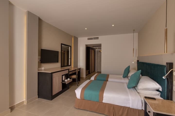 Hurghada Long Beach Resort
