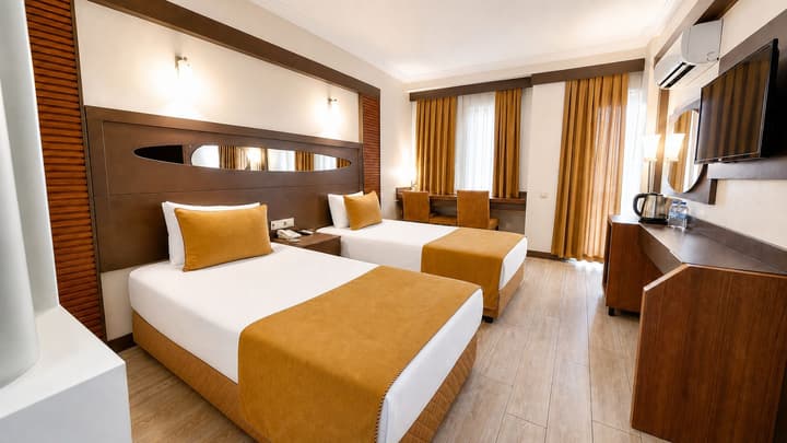 Lycus River Thermal Hotel