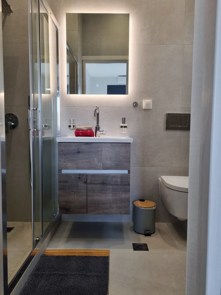 10 Apartments & Suites Athens