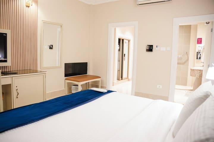 Amman West Luxury Hotel