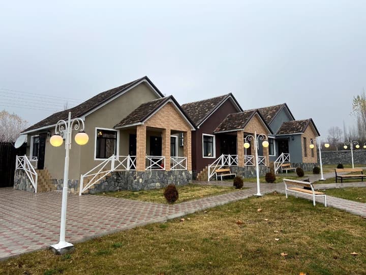 Tulpan Hotel