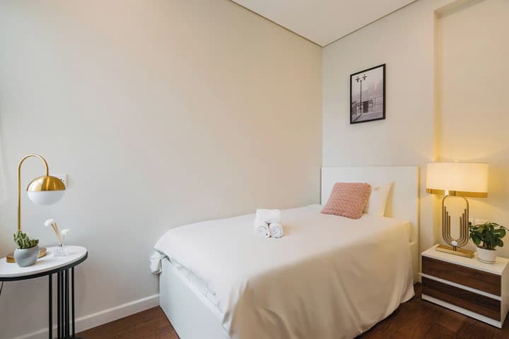 SOL - Vinhomes D'capital