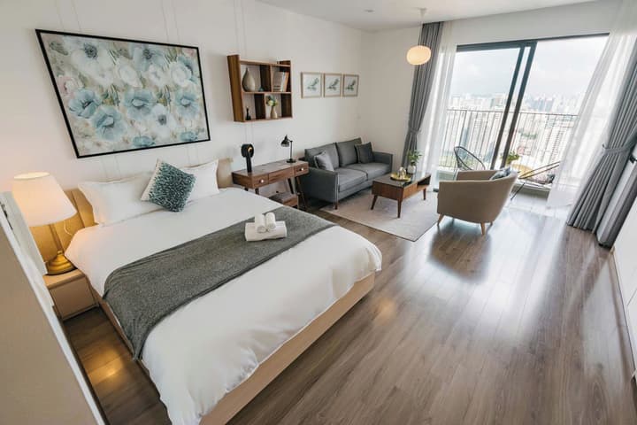 SOL - Vinhomes D'capital
