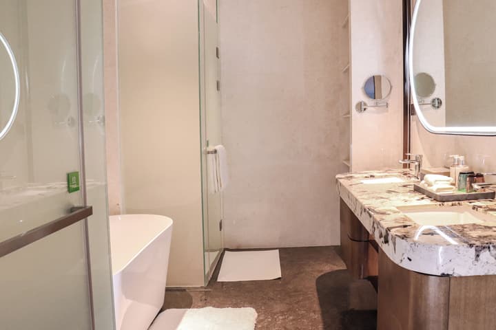 Holiday Inn Hotel and Suites Chongqing Nanan by IHG
