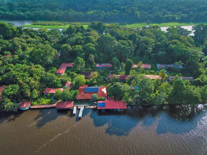Valverde Glamping & Ecolodge