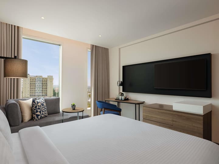 Novotel New Delhi City Centre