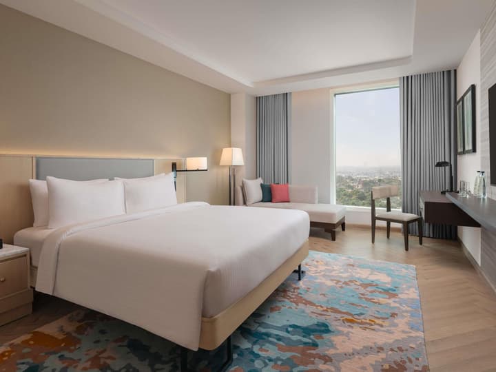 Novotel New Delhi City Centre