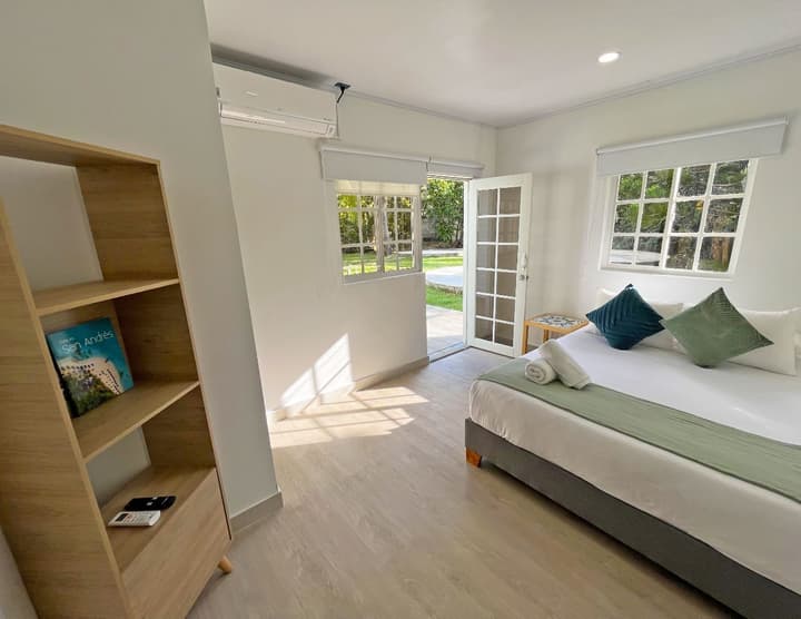 Zaba Beach House