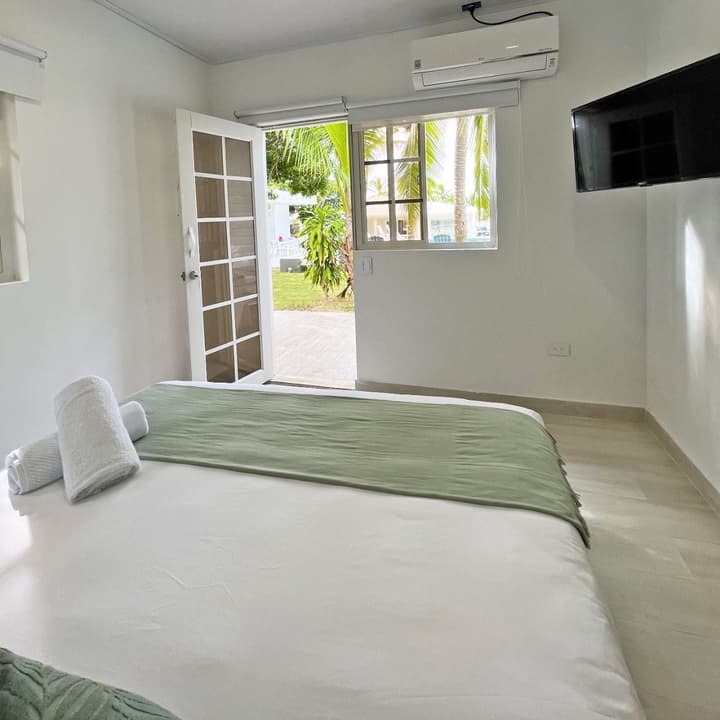 Zaba Beach House