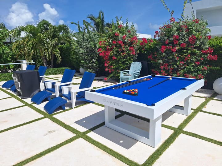 Beachside Villa, Amazing Views, Hotel Amenities v5