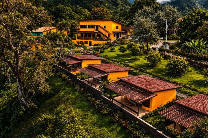 El Santuario Ecolodge