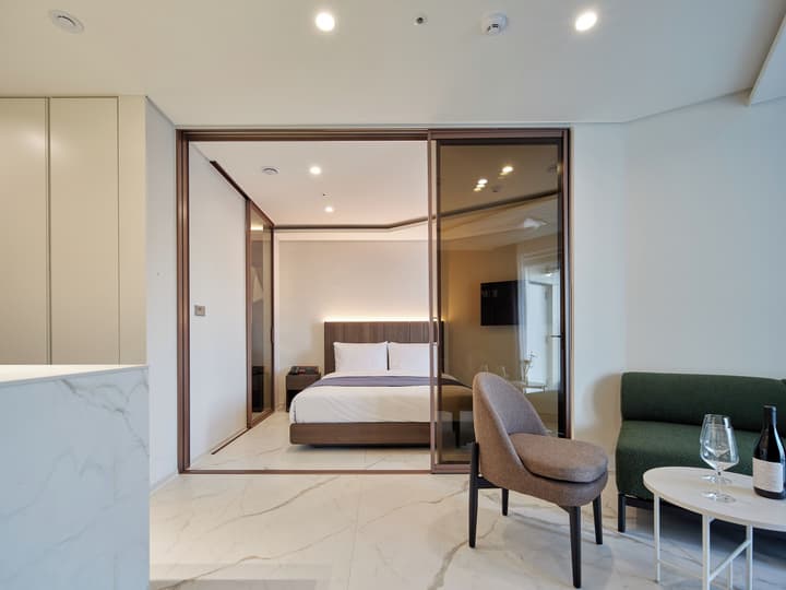 HOTEL THE BOTANIK SEWOON MYEONGDONG