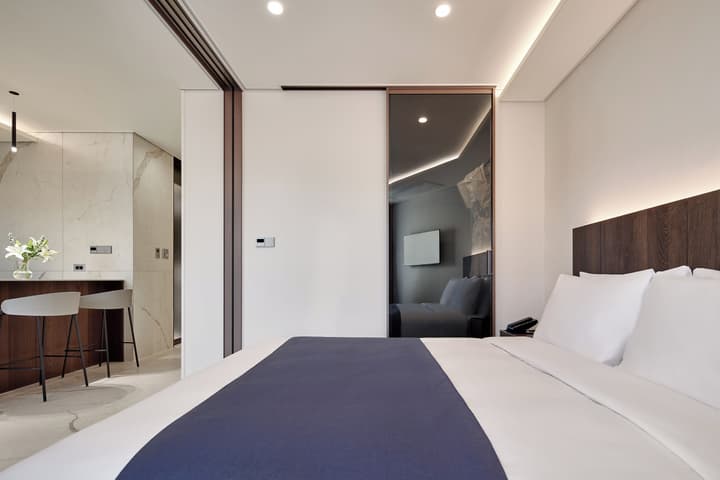 HOTEL THE BOTANIK SEWOON MYEONGDONG