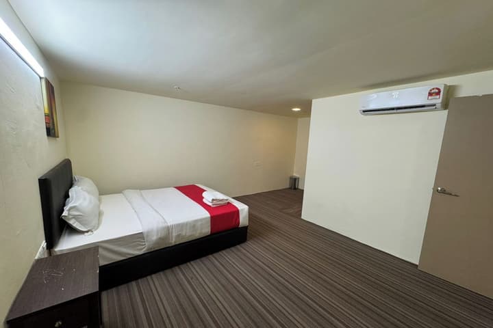 Hotel Seri Warisan Melaka, Stadium Hang Tuah