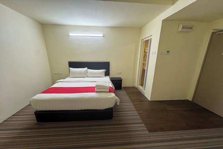 Hotel Seri Warisan Melaka, Stadium Hang Tuah