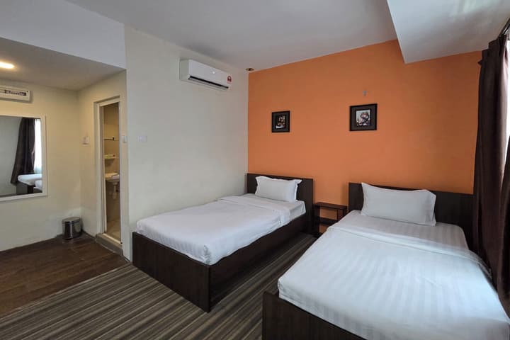 Hotel Seri Warisan Melaka, Stadium Hang Tuah