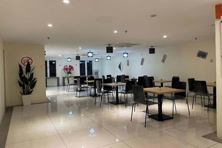 Hotel Seri Warisan Melaka, Stadium Hang Tuah