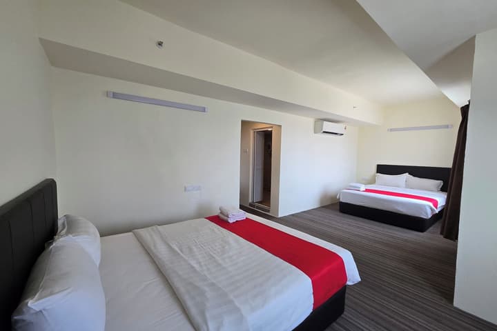 Hotel Seri Warisan Melaka, Stadium Hang Tuah