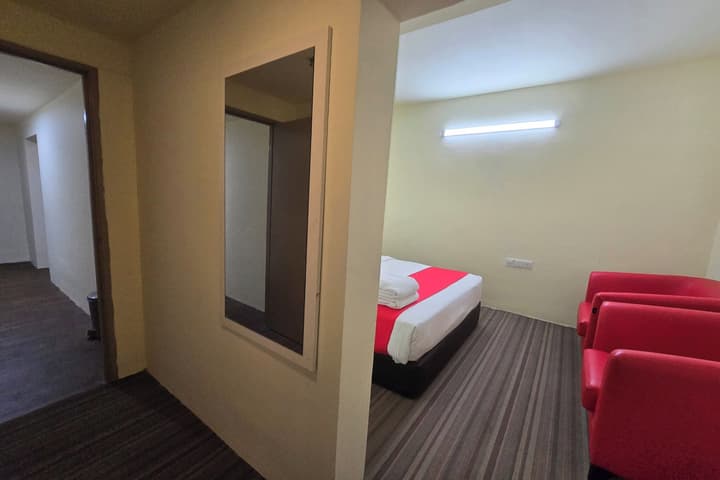 Hotel Seri Warisan Melaka, Stadium Hang Tuah