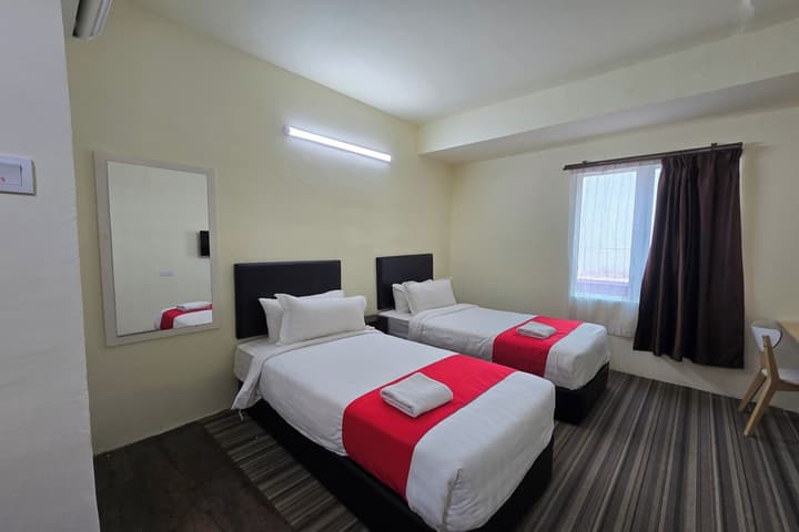 Hotel Seri Warisan Melaka, Stadium Hang Tuah