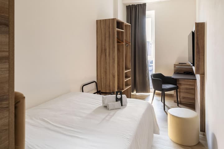 B&B HOTEL Como Baradello