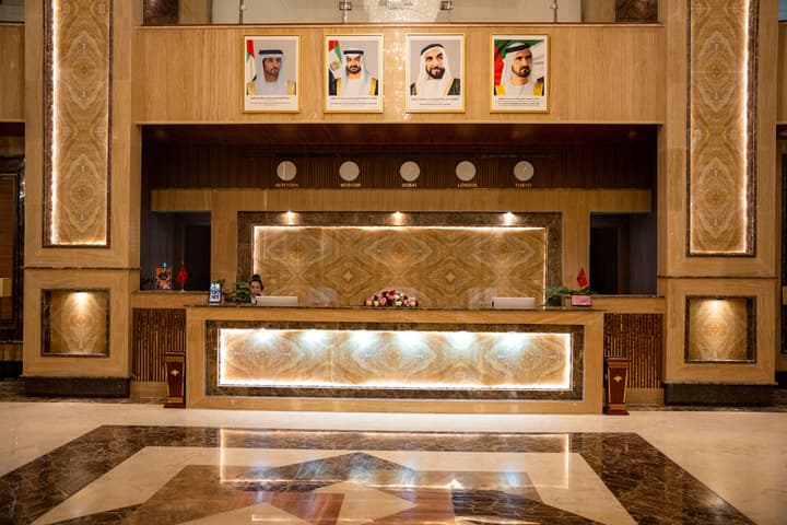 La Zona Continental Hotel