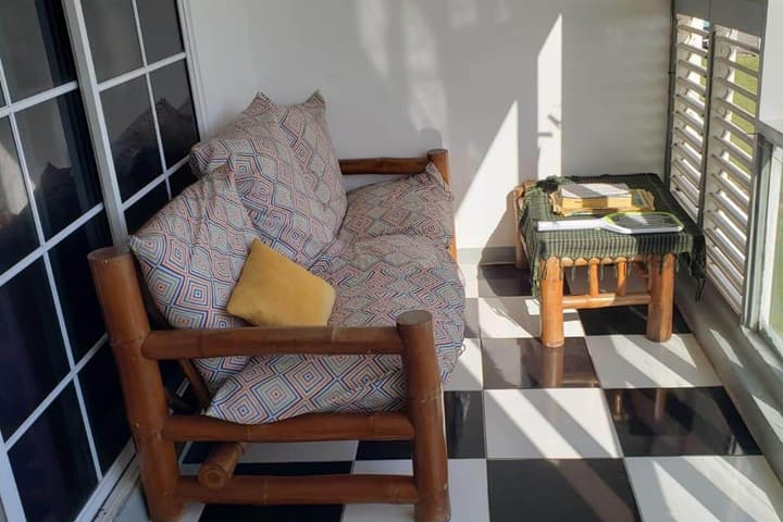 Oceanview Studio Apt w/ Pool, Bar & Beach Access