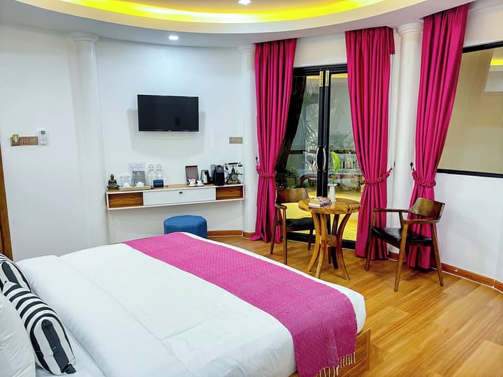 Cambana La Rivière Hotel