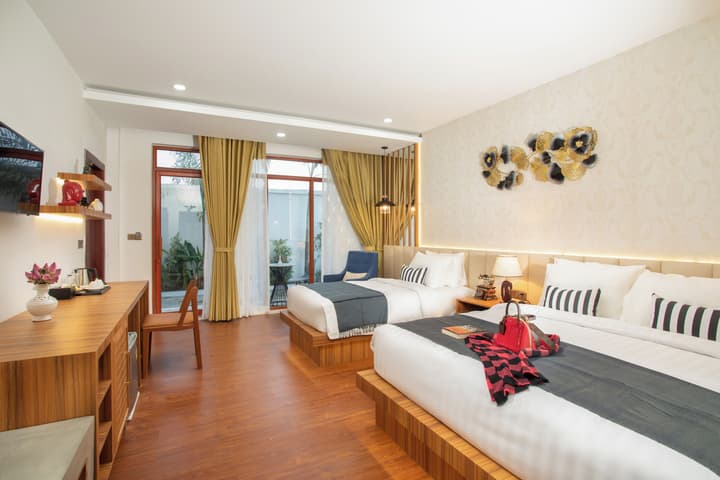 Cambana La Rivière Hotel