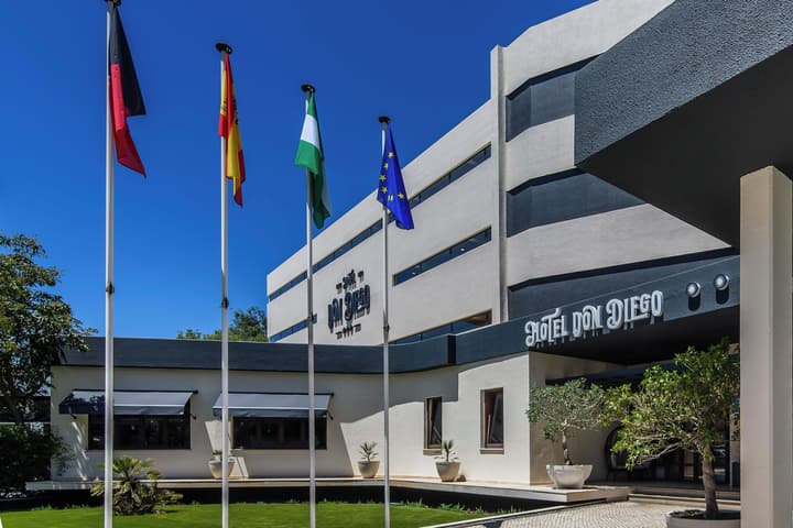 HOTEL DON DIEGO by Ĥ