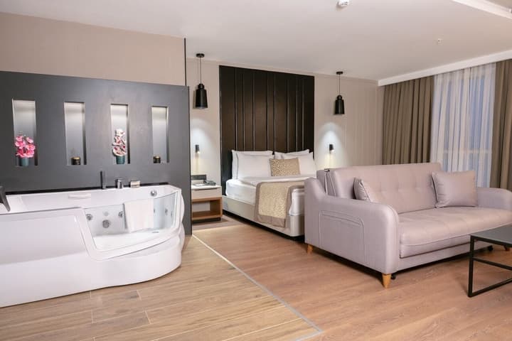 Dedeman Adana