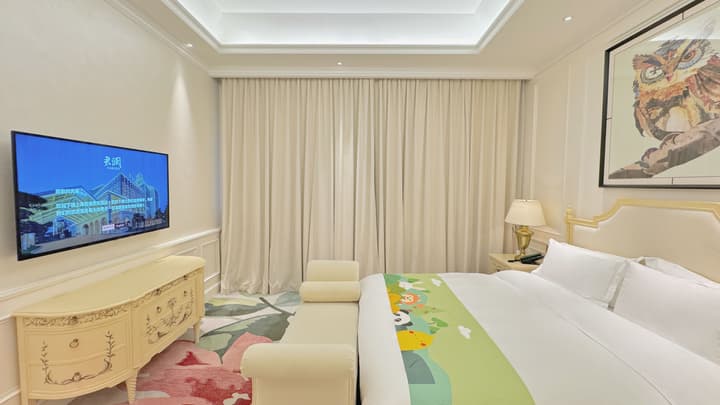 NARADA RESORT SHANGHAI  HOTEL Disney Store