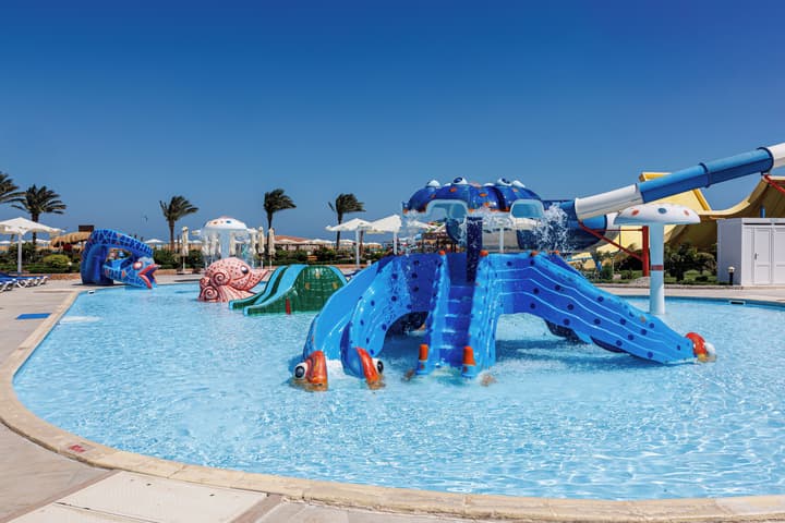 SUNRISE Alora Aqua Park Resort