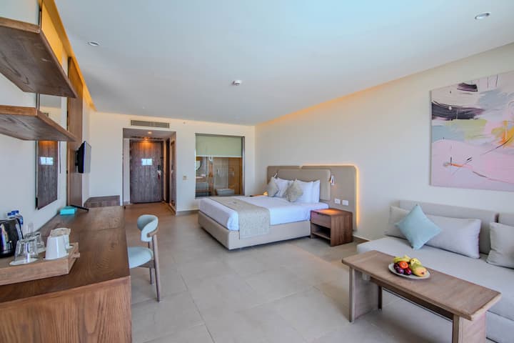 SUNRISE Alora Aqua Park Resort
