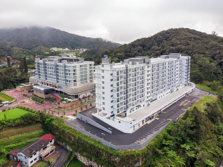Zenith Suites Cameron